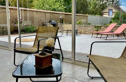 Damville House | Maison de Ville à 1h30 de Paris. Idéal Pour un Séjour en Famille ou Entre Amis