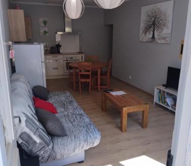 Saint-Just Apartment | Maison de village confortable entièrement rénovée
