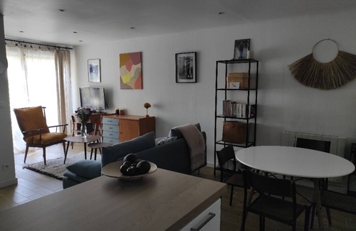 Peynier House | Maison de Village en Provence à 25 Minutes D'aix et de Marseille