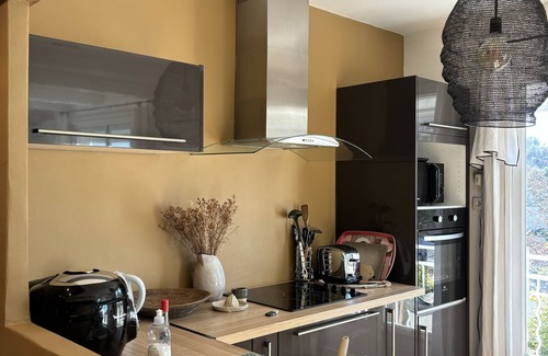 Les Olives House | Maison de Ville, au Calme, Idéal Pour les Familles