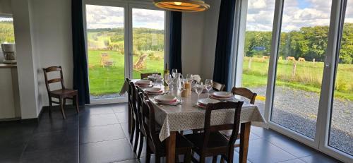 Tavigny House | Maison des voisins