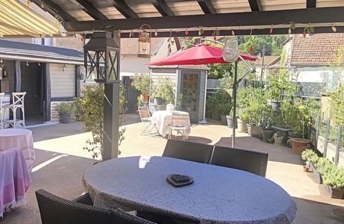 Pouilly-en-Auxois House | Maison du Bonheur Avec Terrasse