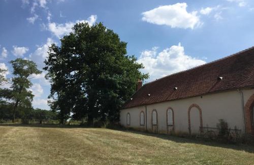 Epineuil-le-Fleuriel House | Maison du Fermier