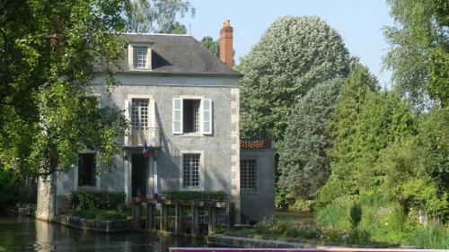 Donzy Bed & Breakfast | Maison du Moulin