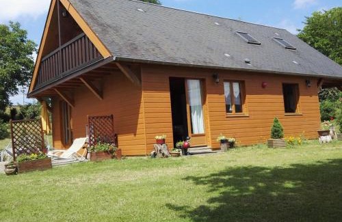 Thoire-sur-Dinan House | Maison en bois avec jardin, idéal randonnée, fibre haut débit, équipements bébé près du Mans et Tours - FR-1-410-195