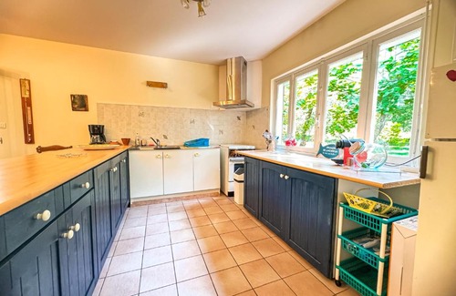 Uza House | Maison en forêt, calme, proche village et piste cyclable - meublé 3 étoiles