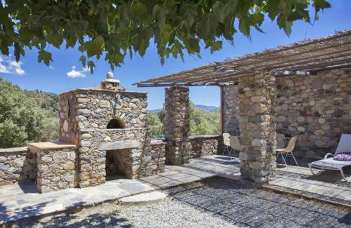 Moltifao House | Maison en pierre corse avec vue entre mer et montagne