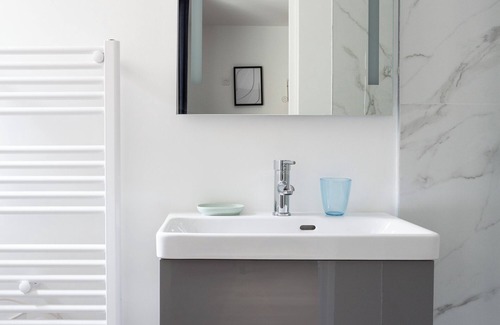 Quartier de la Goutte-d'Or Bed & Breakfast | Maison Geranium
