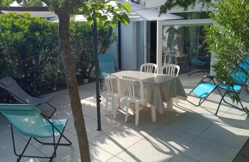 Torreilles-Plage House | Maison Jardin Wifi - Climatisation - 100 m plage sauvage - 20 min Perpignan