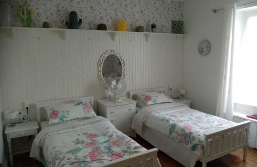 Chateauneuf-du-Faou Bed & Breakfast | Maison Jonela