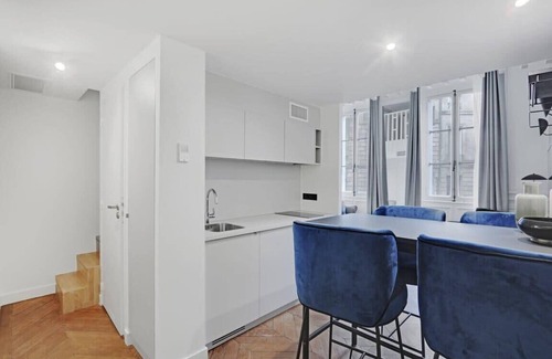 Grand Parc-Paul Doumer Apartment | Maison Labruyère - Family Aviau