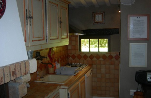 Jonquieres House | Maison Le Clos des Oliviers in the heart of Provence in Vaucluse for 4 people