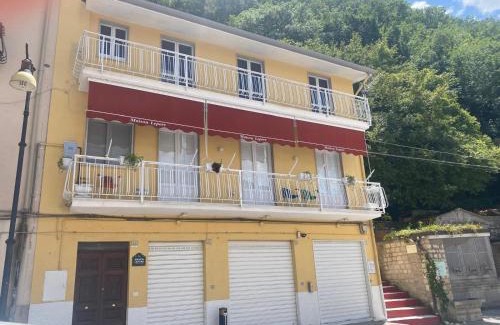 Vietri di Potenza House | Maison Lepore