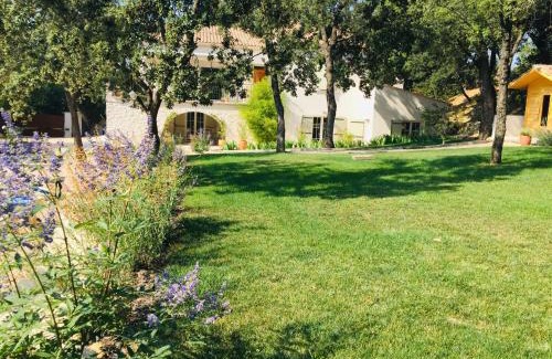 Vernegues House | Maison Les Costes