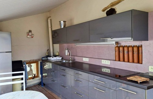 Pont-de-Barret House | Maison Louisa - Haven of peace with a view, at the gateway to Provence - Sleeps 7