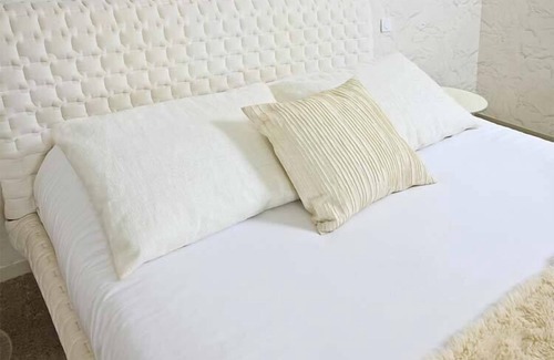 Les Herbiers Bed & Breakfast | Maison Marie BARRAULT
