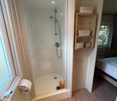 Claouey Resort | Maison mobilhome sans vis à vis au calme et en hauteur