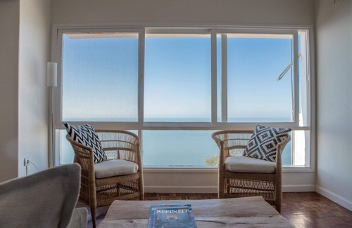 Polana Cimento A Apartment | Maison Moz - Front Ocean View