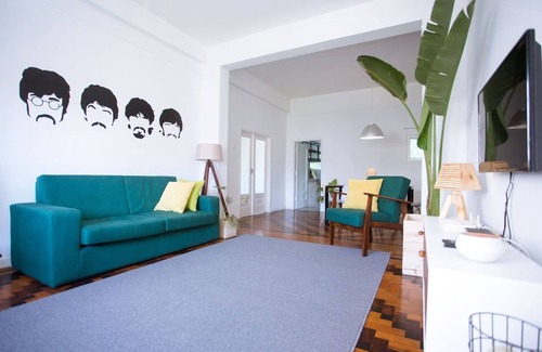 Polana Cimento A Apartment | Maison Moz - The Beatles