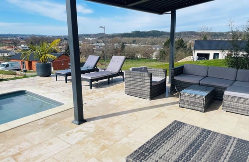Boulazac-Isle-Manoire House | Maison Neuve Avec Piscine 10 min de Perigueux