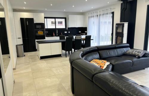 Le Chatelard Villa | Maison neuve à la montagne