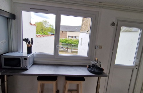 Picquigny House | Maison Picquigny Avec Cour Donnant sur la Somme