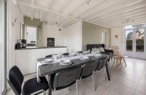 Tharon-Plage House | Maison rénovée pour 8 - 200m Tharon plage