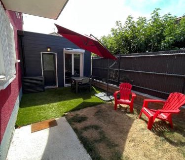 Millau Apartment | Maison rouge