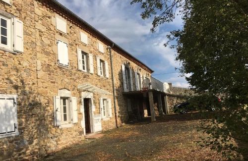 Cronce House | Maison spacieuse tranquille et calme PMR possible