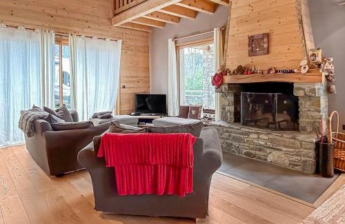 Bourisp Ski Chalet | Maison Style Chalet 4 étoiles avec Jacuzzi- La Sérénité de Sailhan