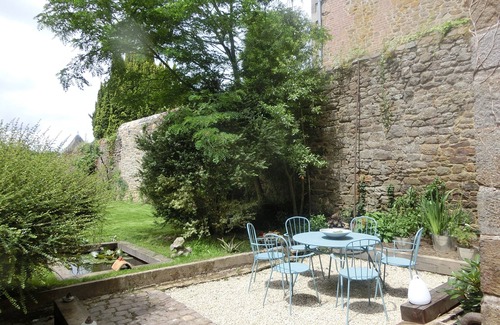 Hede House | Maison19 th, atypical and contemporary, Brittany Romantic