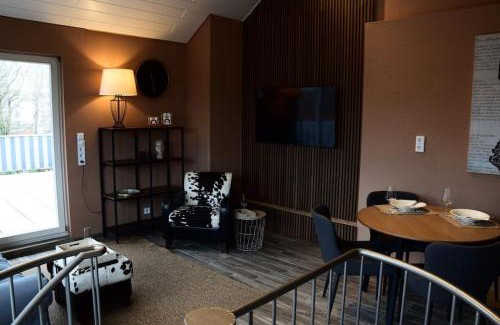 Mariaweiler-Hoven Apartment | Maisonette Wohnung mit Dachterrasse - keine Vermietung an Monteure