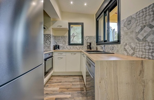 Aubagne House | Maisonnette in the hills with swimming pool