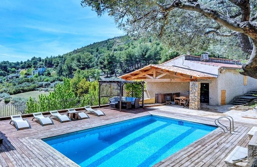 Aubagne House | Maisonnette in the hills with swimming pool