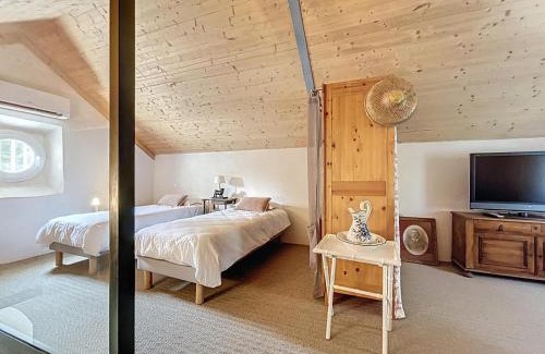 Grospierres House | Maisons Ooyat