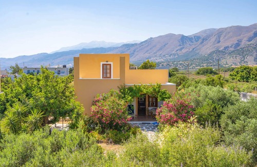 Frangokastellon House | Maistros House - Walk To Beach - AC WIFI