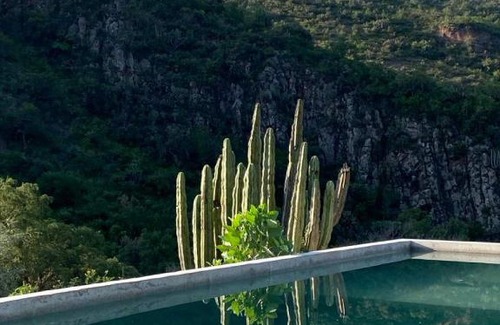 Ezequiel Montes Villa | Majestic 5BR Villa with Pool in Queretaro