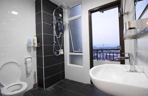 Kampung Kuchai Apartment | Majestic Homestay Ipoh 1