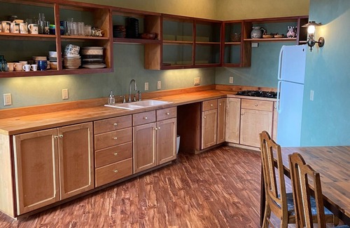 Placerville House | Majestic Mountain Escape