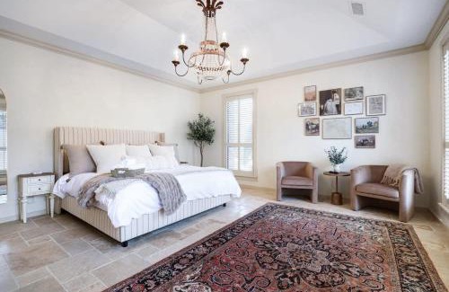 Cross Mountain House | Majestic Oak - Luxury Stay