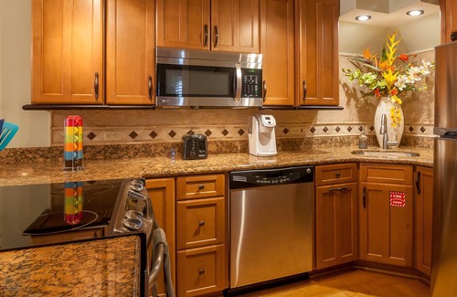 Truman Annex Condo | MAJESTIC PARADISE @ Truman Annex - Heart of Old Town, Key West