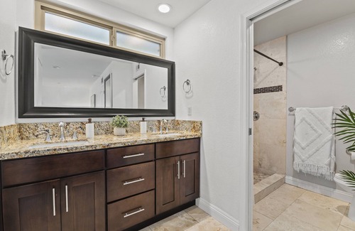 Clairemont Mesa West House | Majestic Pool and Spa Villa