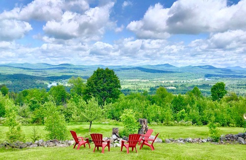 Dalton Cabin | Majestic Vista Mountainside Cabin in Dalton, NH - by Bretton Woods Vacations