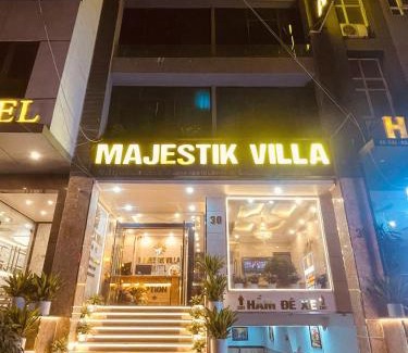 My Đinh Hotel | Majestik Hotel