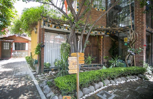 Cholula Apartment | Majikal BnB Martinlandia (Alebrijes)
