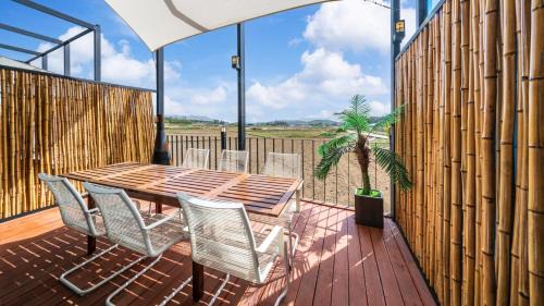 Gyeongju Apartment | Majoong Pool Villa Pension