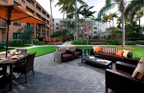 Miami Lakes House | Making The Best Memories Along The Way! with Pool, Near Lake Stevens Park!