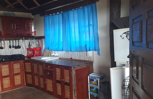 Miramar Cabin | Makolo Bay & Dive Africa