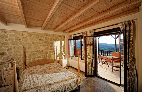 Malles House | Mala Villa