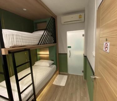 Chana Songkhram House | Malades House